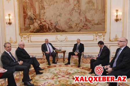 Prezident İlham Əliyev DCNS şirkətinin prezidenti ilə görüşüb - FOTO
