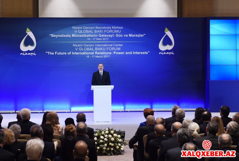 İlham Əliyev V Qlobal Bakı Forumunun açılışında