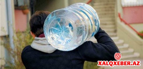 Marketlərdə içməli su yoxa çıxıb - Bakıda BÖYÜK AJİOTAJ
