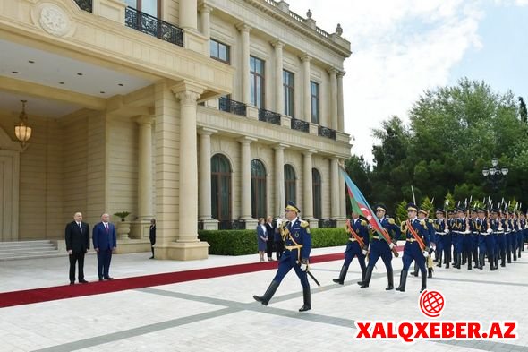 Moldova prezidentinin şərəfinə rəsmi nahar verilib 