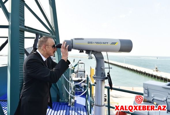 Prezident “Tufan” gəmisinin təməlini qoyub (FOTOLAR)