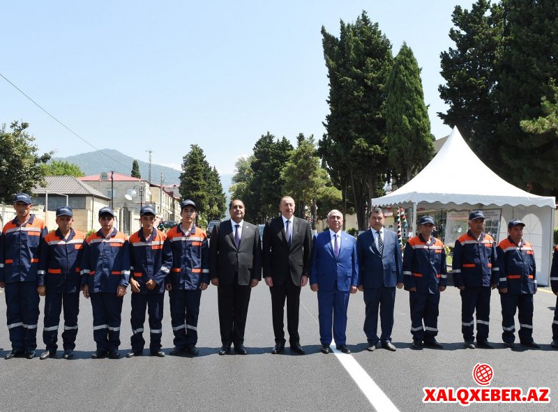İlham Əliyev Balakən-Sarıbulaq-Qabaqçöl-Xalatala avtomobil yolunun açılışında iştirak edib