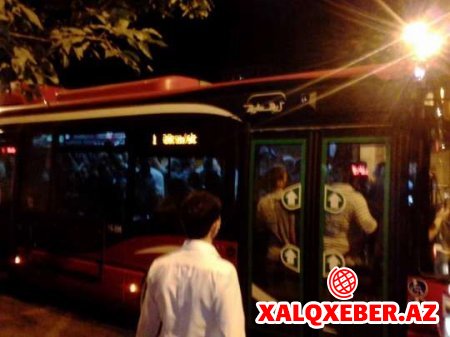 “Baku Bus”-ın 1 saylı avtobusundan şikayət - sərnişinlər evlərinə gedib çıxa bilmir