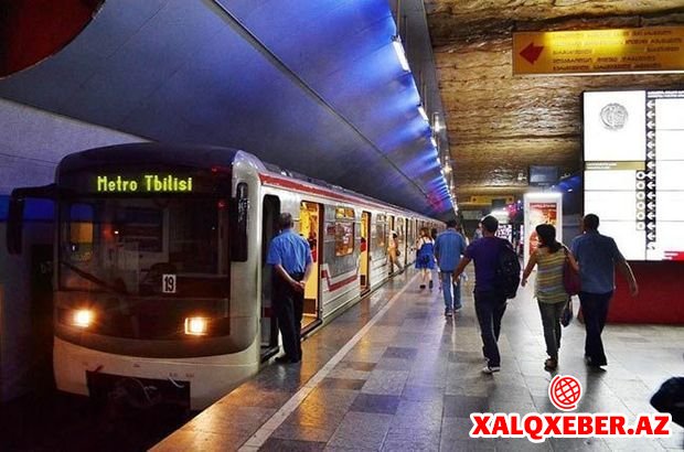 Tbilisi metrosunda tavan çökdü: Yaralılar var