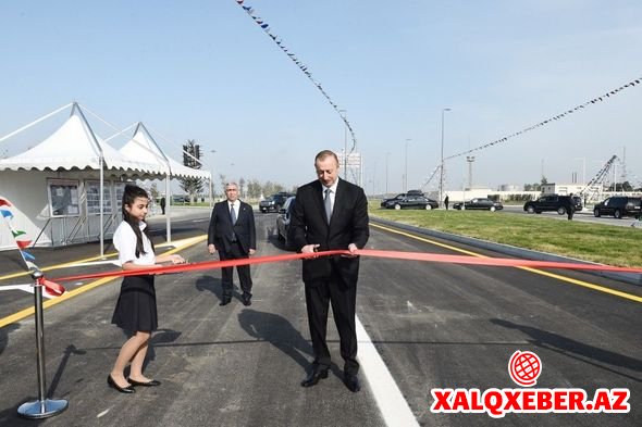 İlham Əliyev Bakıda yeni yol qovşağının açılışında - FOTO
