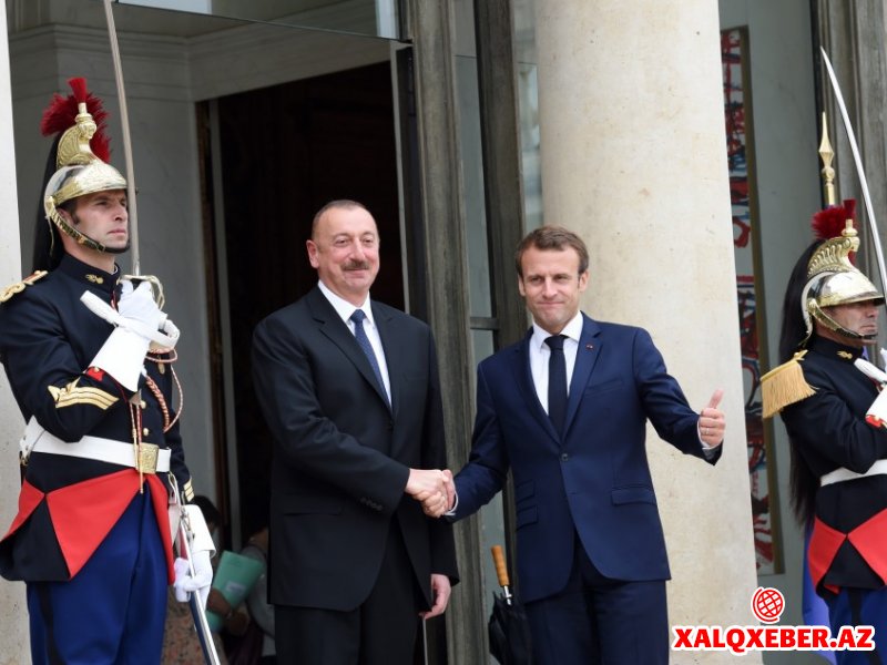 İlham Əliyev Fransa prezidenti ilə görüşdü 