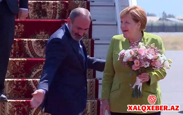 Angela Merkel ilk dəfə Ermənistanda - Foto