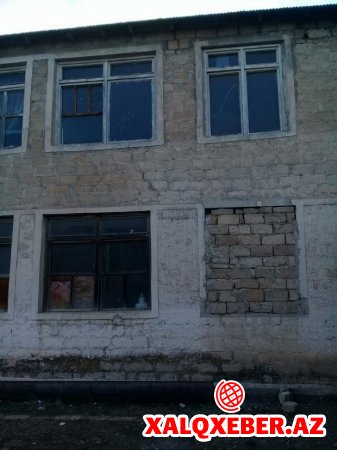 Hacıqabulun Navahı kənd məktəbinin halı