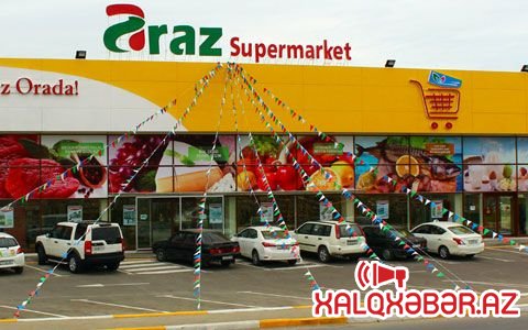"Araz” market qarət edildi, 2 nəfər bıçaqlandı