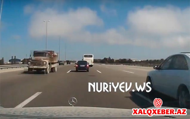 120-lik yolda şou göstərən sürücü - Dəhşətli video