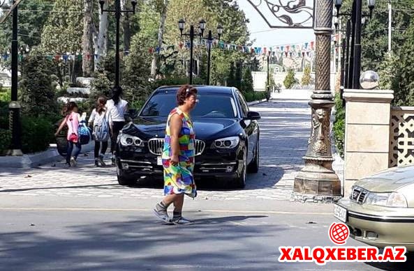 Göyçay rayon icra başçısı parkla dayanacağı səhv saldı -FOTO