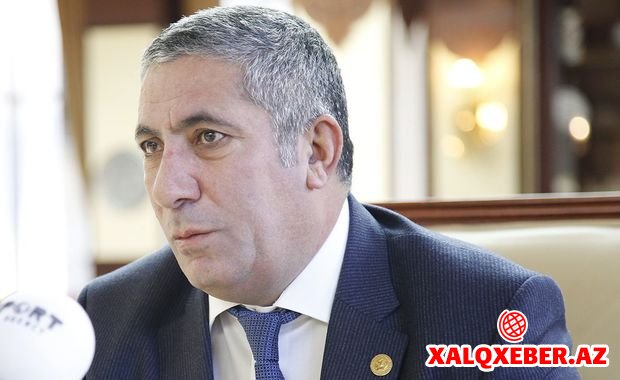 Siyavuş Novruzov: Deputatların maaşı artırılmalıdır