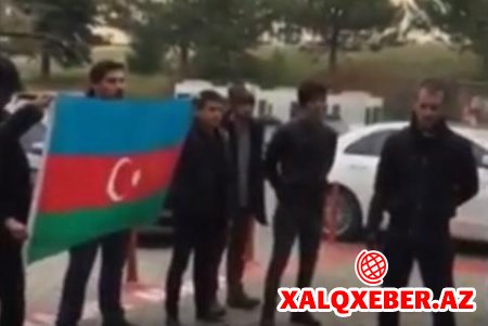 Türkiyədə Azərbaycan bayrağı endirildi: etiraz qalxdı - VİDEO