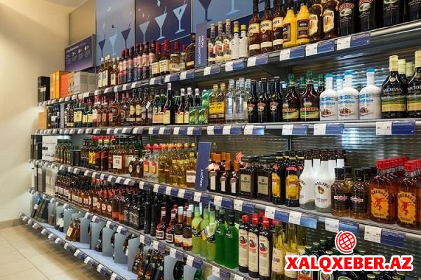 Azərbaycana gətirilən alkoqollu içkilərə yeni rüsumun tətbiqinə başlanıb