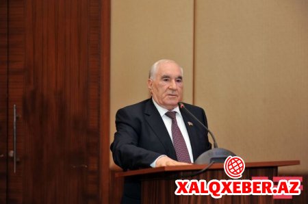 Prezident İlham Əliyev deputat Fəttah Heydərova “İstiqlal” ordeni təqdim edib