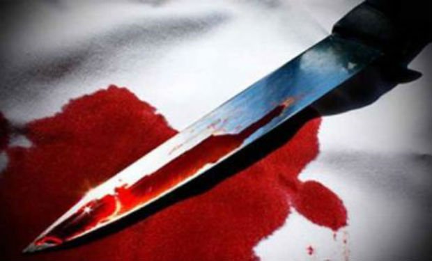 Bakıda kafedə bıçaqlanma: Ölən var