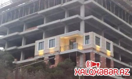 Bakıda tikintisi davam edən binadan qəribə — FOTO