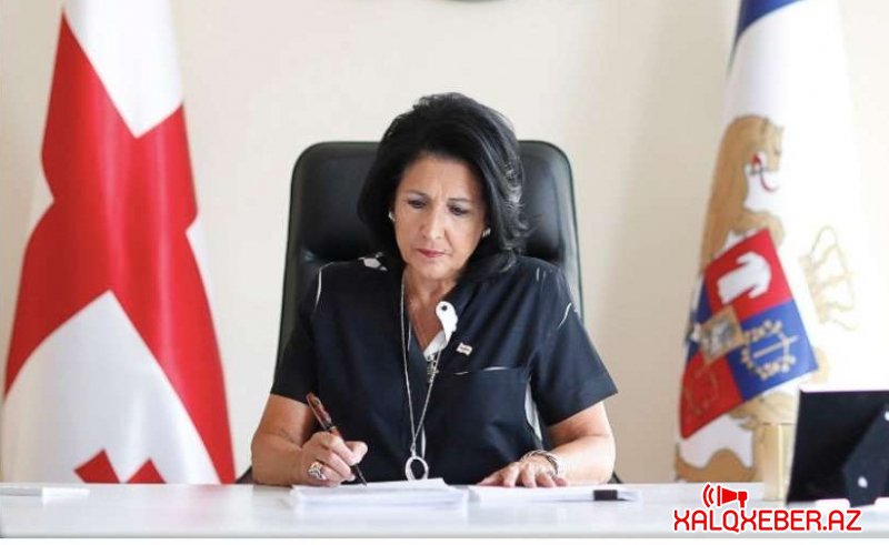 Prezident Salome Zurabişvili bütün yeni il şənliklərini ləğv edib