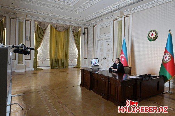 İlham Əliyev bank prezidenti ilə videokonfrans keçirdi - FOTOLAR