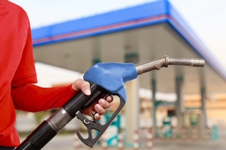 Aİ-95 və Aİ-98 markalı benzin bahalaşdı: 92-nin taleyi necə olacaq - rəsmi açıqlama