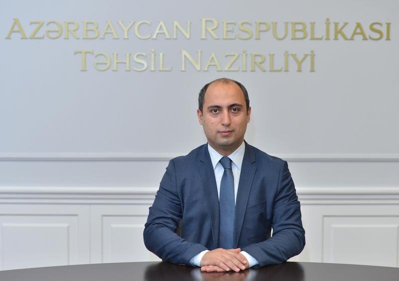 Təhsil nazirliyində “dəftərxana maxinasiyası” ilə dövlət qulluqçusu olanlar kimlərdir? - ARAŞDIRMA