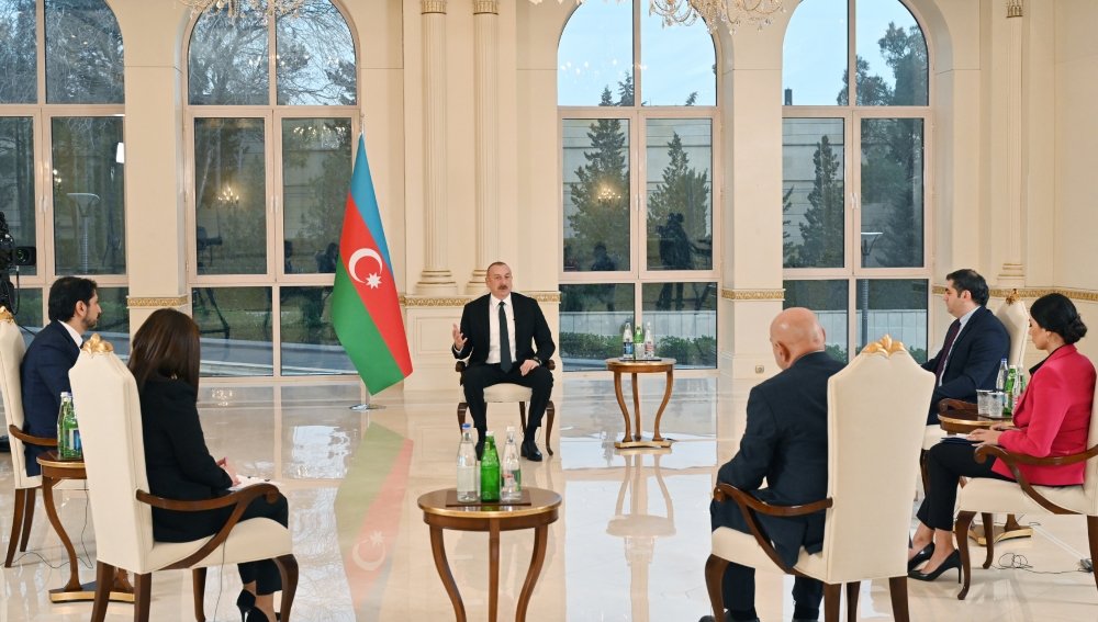 Azərbaycanın real maraqlarını təmin etmək üçün istənilən imkanlar vardır
