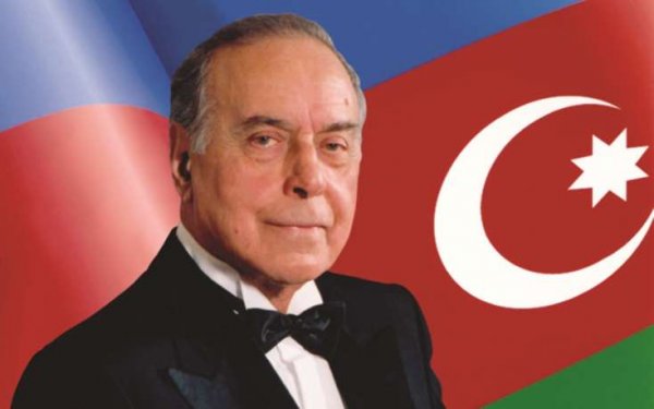 Azərbaycanın daha da qüdrətlənməsi Ümummilli lider Heydər Əliyevin ideyalarınin təcəssümüdür
