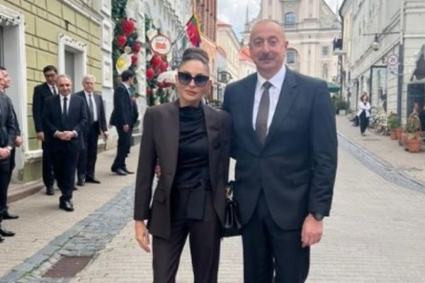 Mehriban Əliyeva Litvadan paylaşım edib