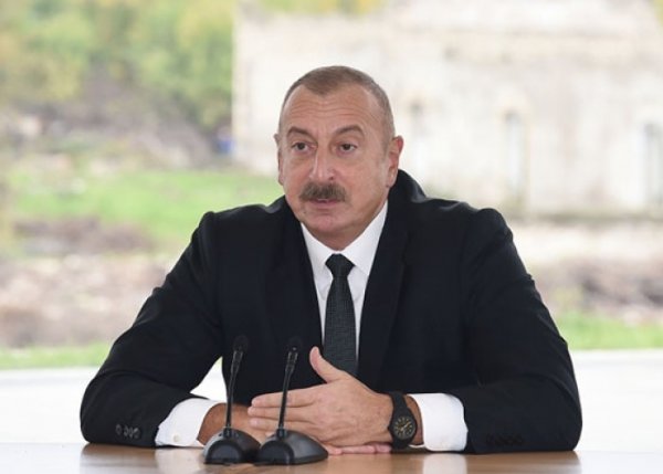Prezident Zirvə toplantısı çərçivəsində işçi lançda iştirak etdi