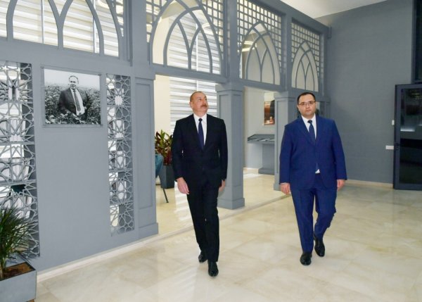 İlham Əliyev nazirliyin yeni binasının açılışını etdi - FOTOLAR