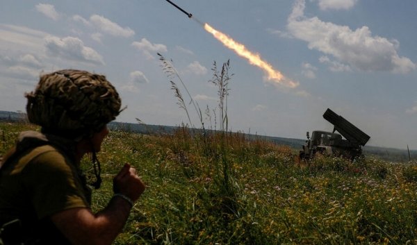 Ukrayna Baş Qərargahı: "Donetsk və Luqanskda ağır döyüşlər gedir”