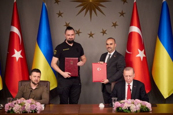 Ukrayna ilə Türkiyə arasında hərbi və sənaye sahəsində Anlaşma Memorandumu imzalanıb