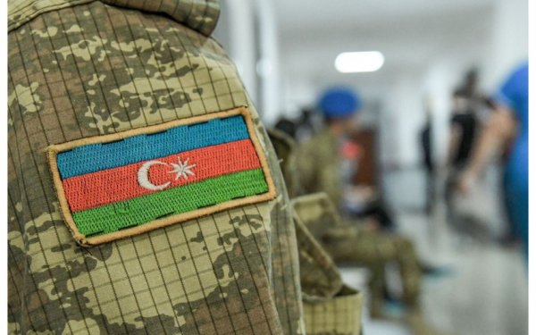Azərbaycanda əsgər İNTİHAR ETDİ