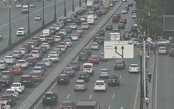 Hazırda tıxac olan yollar - SİYAHI