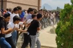 Dini mərasimə qatılan azyaşlıların valideynləri cəzalandırıldılar