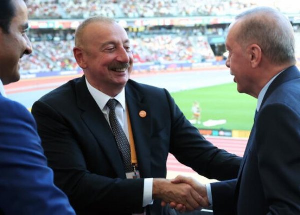 İlham Əliyev və Ərdoğan atletika üzrə dünya çempionatının finalında - FOTO