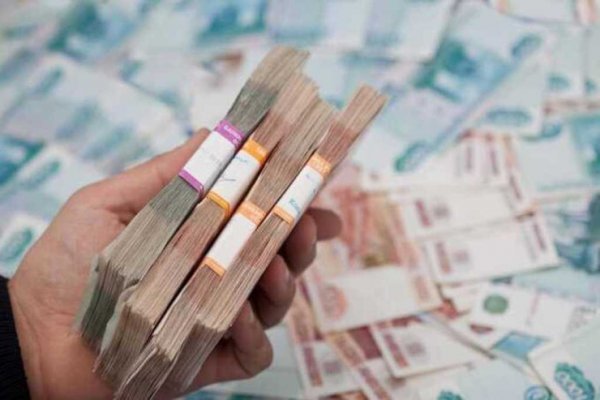 Nazir müavininin atasına qarşı 13 milyonluq DƏLƏDUZLUQ