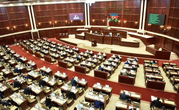 Parlamentin payız sessiyası: İlk plenar iclas bu tarixdə olacaq