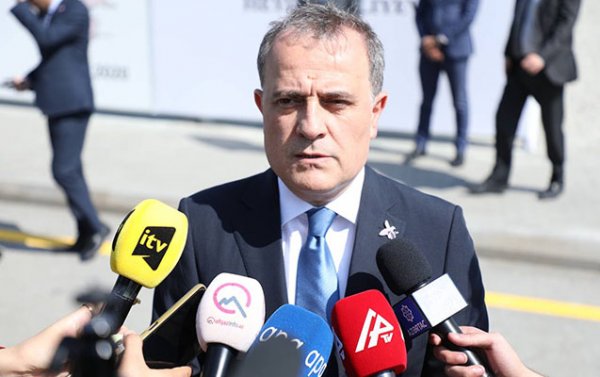 “Heç bir yaşayış məntəqəsinə zərbə vurulmayıb”