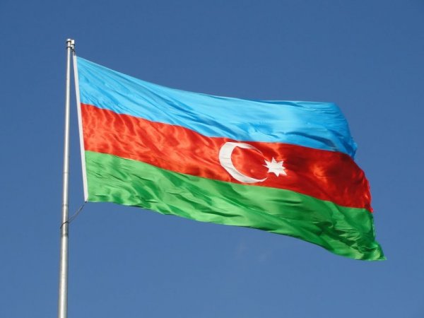 Azərbaycan Respublikasının Dövlət bayrağı qürur mənbəyimizdir