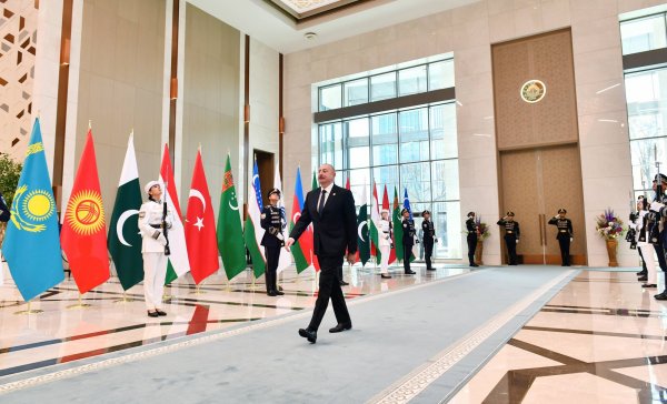 Azərbaycan ECO-nun üzv dövlətləri ilə əməkdaşlığı genişləndirir