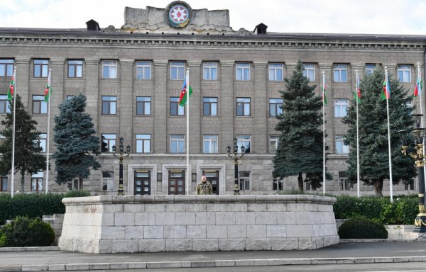 Xankəndində hərbi paradın keçirilməsi Azərbaycanın zəfərinin təntənəsidir