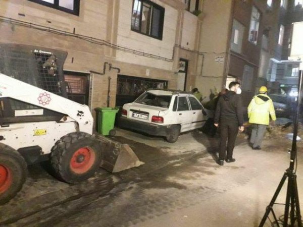 Tehranda bina uçdu: ölü və yaralılar var