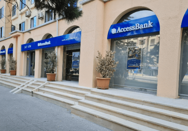 “Access Bank” şəhid atasını məhkəməyə verdi: Kömək edin! - AXI NİYƏ?