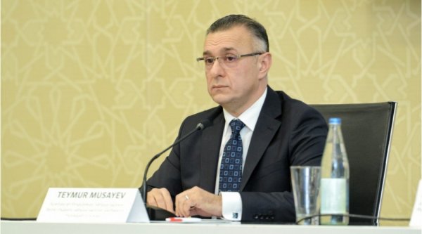 Səhiyyə naziri Teymur Musayev Naxçıvana gedib