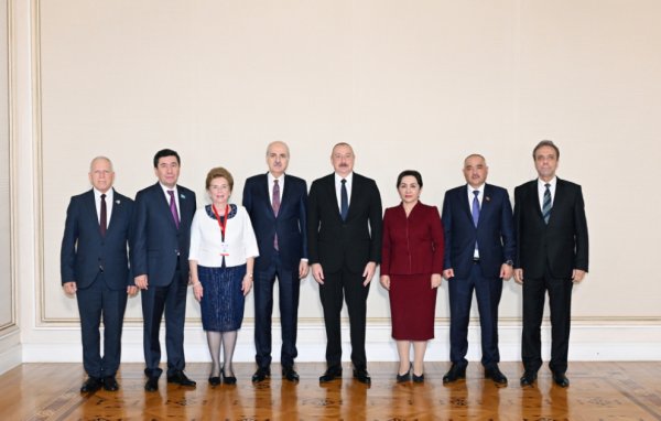 Qarabağ Türk dünyasını birləşdirən mərkəzə çevrilir