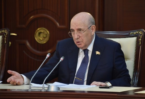 Qocaman deputat bu müəssisələrdən xəbərsizdirmi? - İLGİNC İDDİALAR...