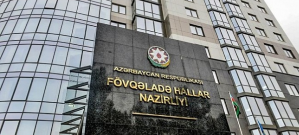 Nazirlik problemi həll etmək əvəzinə, məsələni “qonşu mübahisəsinə” bağlayır - İlahiyyat məscidində FHN İŞGƏNCƏSİ