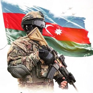 Biz ordumuzla fəxr edirik