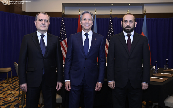 Vaşinqtonda üçtərəfli görüş başladı - Fotolar